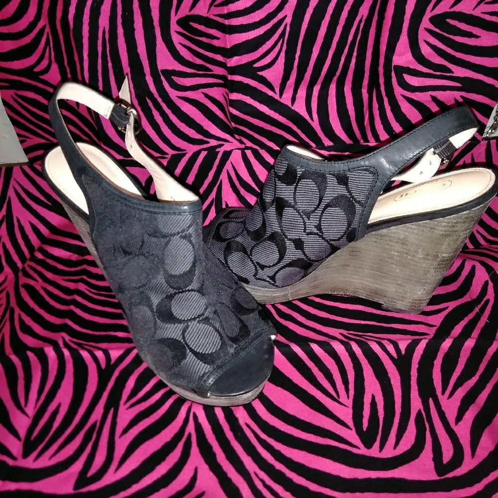 Coach "Janet" wedge platforms size 71/2 B